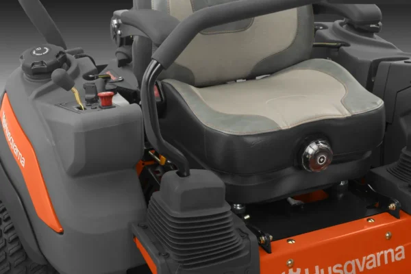 Z560X Zero Turn Traktor - Image 8