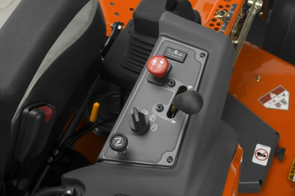 Z560X Zero Turn Traktor - Image 4