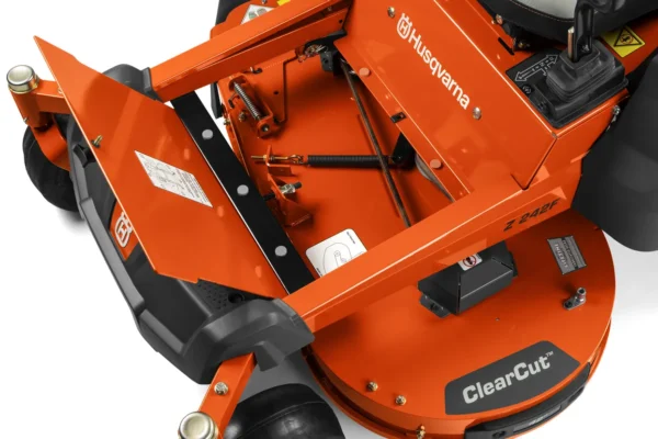Z242F Zero Turn Traktor - Image 2
