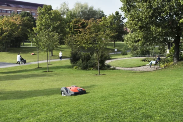 AUTOMOWER® 550 Robotfűnyíró - Image 11