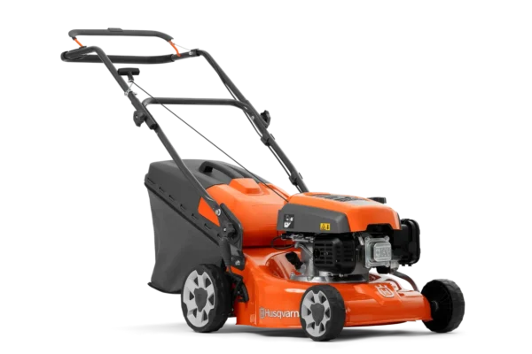 LC 140P Benzinmotoros Fűnyíró