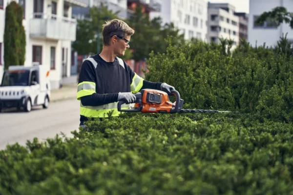 522iHDR60 Benzinmotoros Sövénynyíró - Image 2
