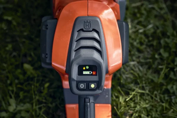 542i XP Akkumulátoros Láncfűrész - Image 4