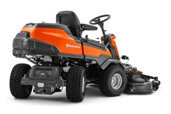 R 418TsX AWD Vágóasztalos Fűnyírótraktor - Image 4