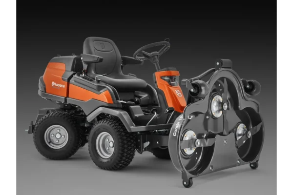R 418TsX AWD Vágóasztalos Fűnyírótraktor - Image 6