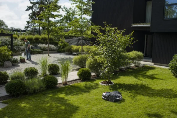 AUTOMOWER® 410XE NERA Robotfűnyíró - Image 5