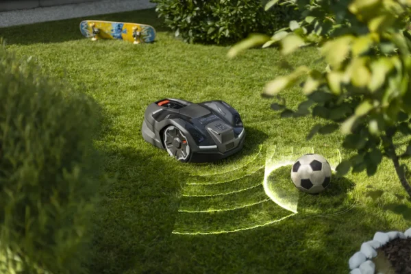 AUTOMOWER® 410XE NERA Robotfűnyíró - Image 7