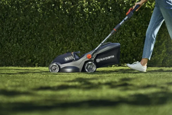 Aspire™ LC34-P4A Akkumulátoros Fűnyíró akkumulátorral és töltővel - Image 3